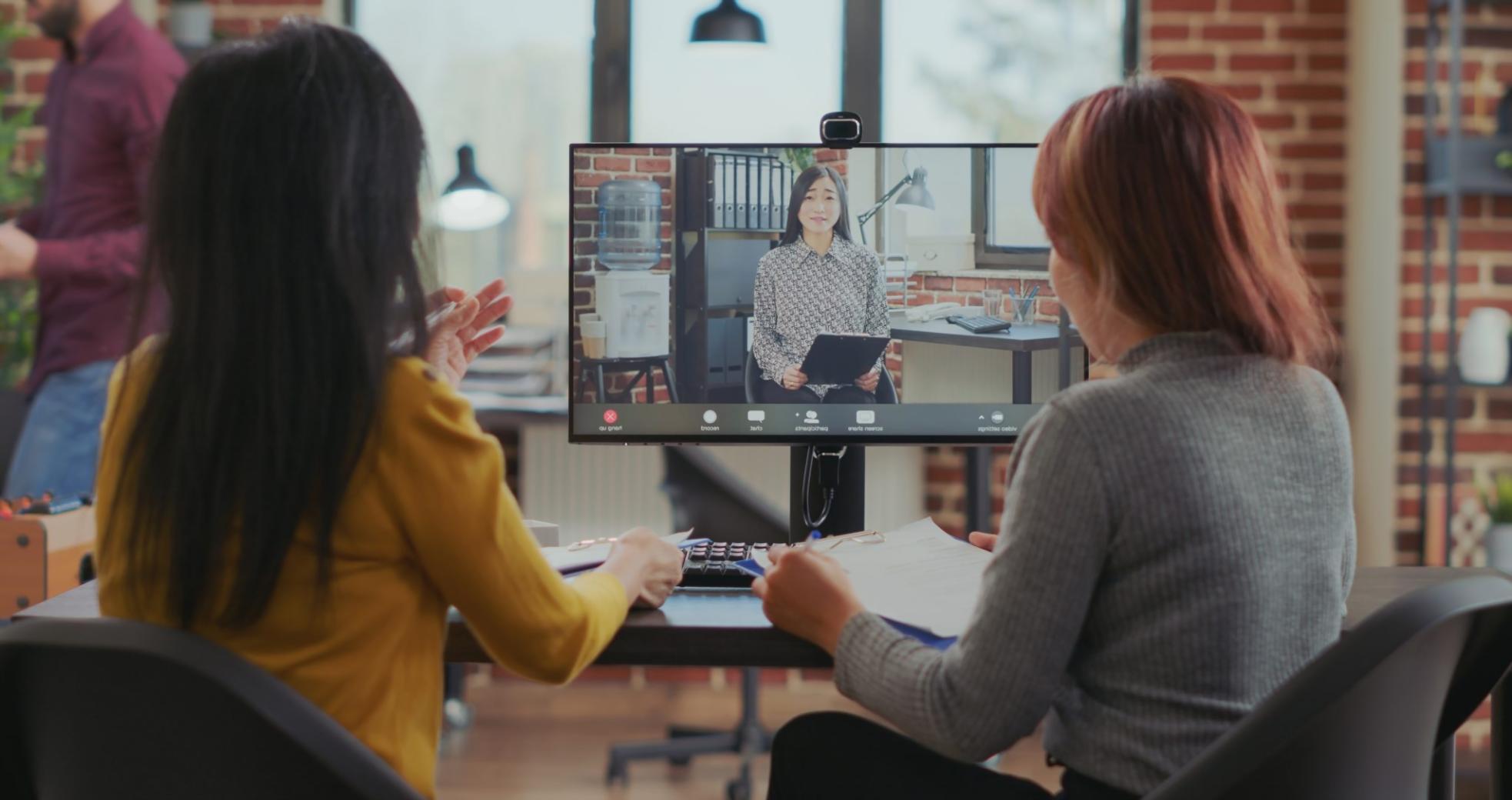 Ambiente di apprendimento collaborativo con strumenti digitali moderni